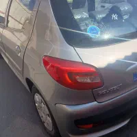 خودرو ۲۰۷ تیتانیوم