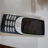نوکیا 8210