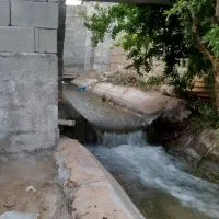 زمین  ملک باغ شهری آب روان