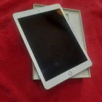 ipad 128g در حد بدون نقطه ای خط خش
