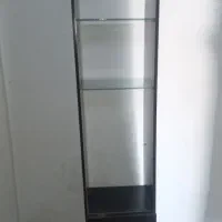 ویترین طبقاتی یا کتابخانه