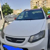 راننده با ماشین
