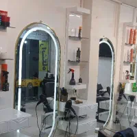 به یک ارایشگر اقا نیازمندیم .درصدی اجاره صندلی