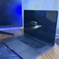 ستوک مک بوک پرو ۱۶ اینچ ۲۰۱۹ Core i7 رم ۱۶