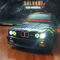 ماکت بی ام و m3 e30 در دو رنگ فلزی بزرگ