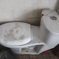 توالت فرنگی کارکرده