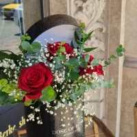 گل آرایی و گلفروشی برکه