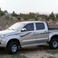 تویوتا هایلکس پا بلند