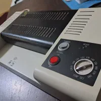 پرس لمینت مول ۳۳۰ ال قابلیت تنظیم درجه حرارت