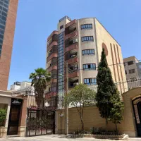 آپارتمان-دوخواب-باغ-حوض