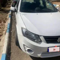 ساینا سفید