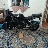 هوندا سی بی ار 1000