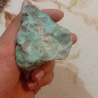 راهنمایی کنید چه نوع سنگی