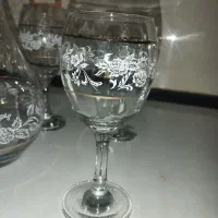 تنگ و جام و بستنی خوری