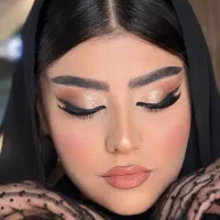 آموزش میکاپ و شنیون با قیمت مناسب