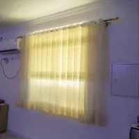 پرده و میل نصب
