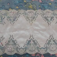 رومیزی دانتل مخمل
