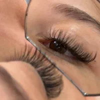 تخفیف اکستنشن مژه ‌طبیعی‌و ماندگار