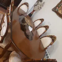 ناهارخوری۸ نفره و فرش ۹ متری