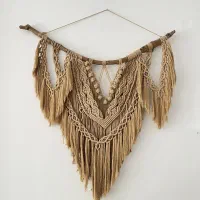 دیوارکوب مکرومه دست‌بافت با شاخه طبیعی