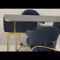 میز ناخون کاملا نو بدون صندلی
