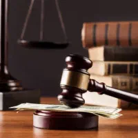 وکیل دادگستری