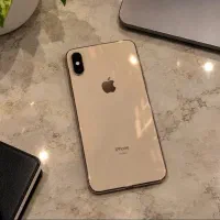 ایفون xs