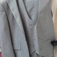 کت شلوار سایز ۴۴