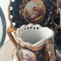 چینی سرمه ای طلاکوب
