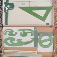 تخته رسم و خط کش مهندسی