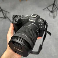 دوربین Canon R8