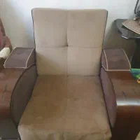 مبل راحتی ۸ نفره تخت شو و باکس دار در حد نو