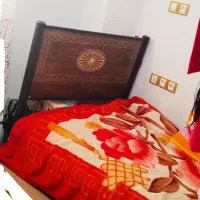 تخت یک نفره
