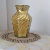 گلدان طلایی شیشه ای