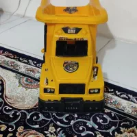 ماشین اسباب‌بازی