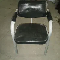 3 عدد صندلی سالم