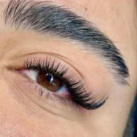 اکستنشن مژه و لیفت مژه و ابرو تخفیف ویژه