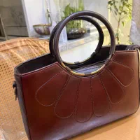 کیف چرم درحدنوسالم سالم
