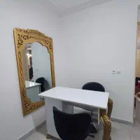 اجاره میزناخن با۲تاصندلی محدوده دروازه لاکان