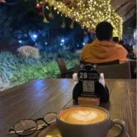 نیازمند نیرو کار خانم برای کافه