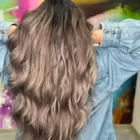 نیازمند مدل برای خدمات احیا و کراتین و رنگ و لایت