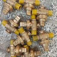 تعدادی شیراتصالات نوبدون استفاده