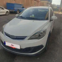 ام وی ام ۳۱۵ هاچ بک