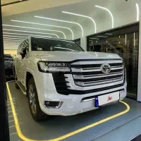 تویوتا لندکروز ۴ در ۶ سلندر vxr فول مدل ۲۰۲۶