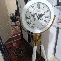 ساعت ایستاده