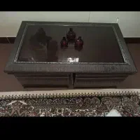 میزجلومبلی وعسلی