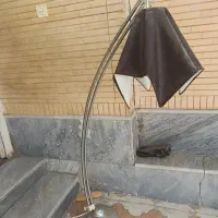 اباژورایستاده