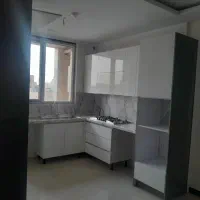 ۸۵ متری ،دوخواب ،نوساز ،جنوبی