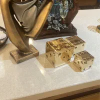 مجسمه و آینه دکوری زیبا