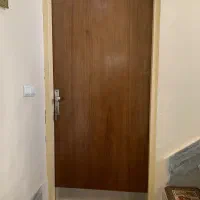 در ورودی